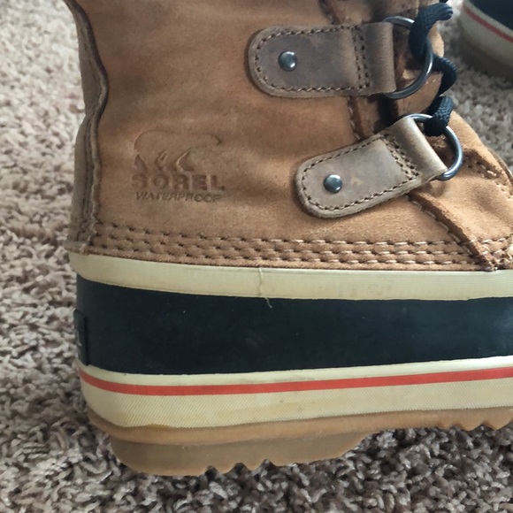 Sorel winter waterproof boots - Picture 3 of 8
